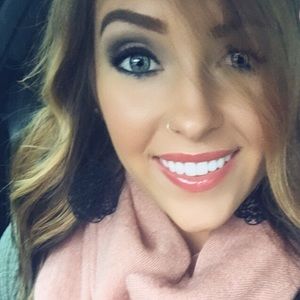 Meet your Posher, Wendi